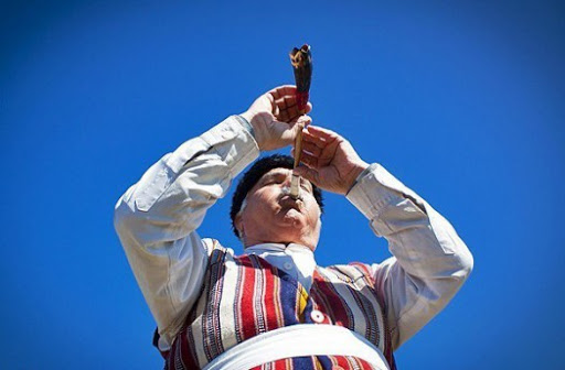 آیین های شادی آورمان